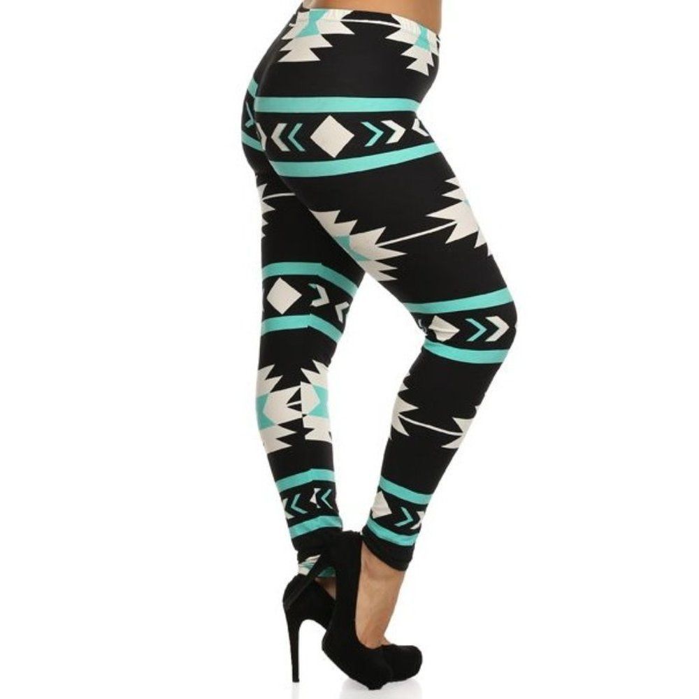 (Plus) Curvy Black White Teal Aztec Pattern Print Leggings